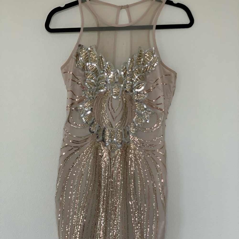 XS Bebe dress